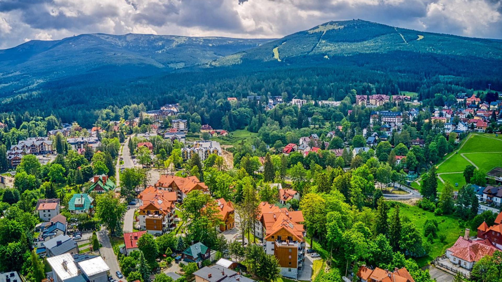 Apartamenty Z Basenem I Saunami Stone Hill Resort II Vip Centrum By Royal Aparts Шклярска Поремба Екстериор снимка